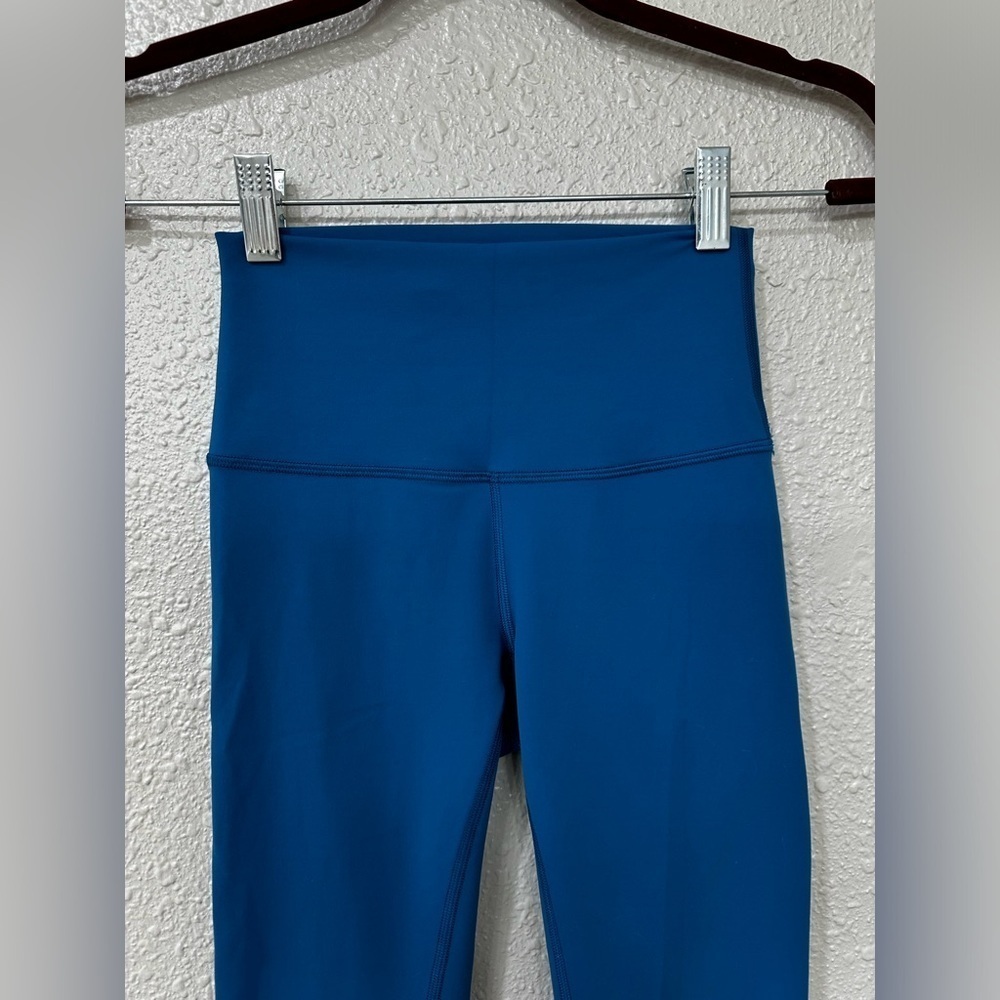 Lululemon Wunder Under High Rise Legging in Deep Marine Size 2 28” - Picture 4 of 10